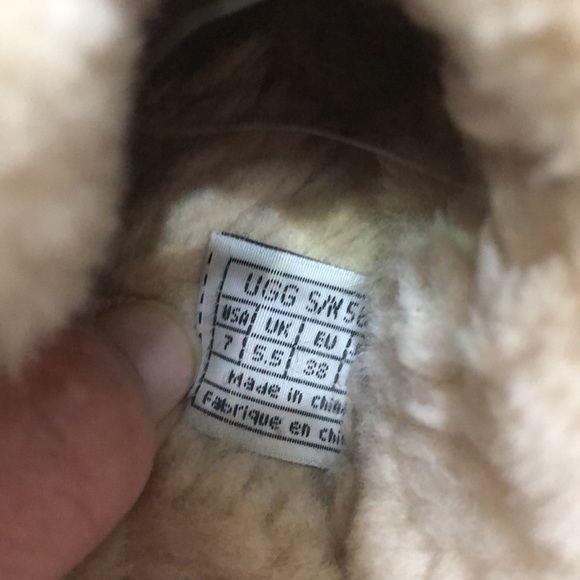 Ugg Slippers Scuffettes  size 7 - Picture 4 of 5